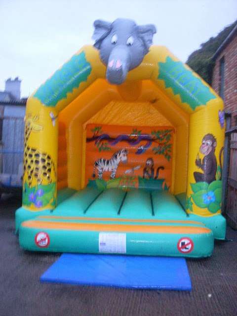 a1 inflatables bouncy castle hires photo
